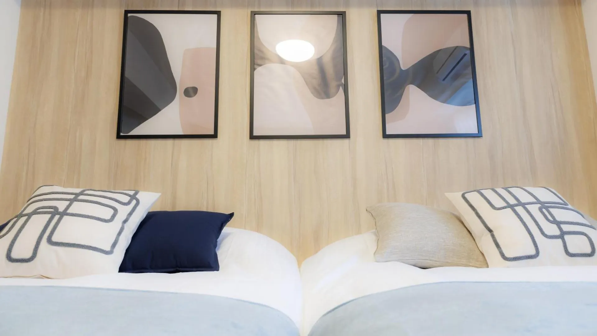 Appartamento Shippo Town Hotel Nishiohashi-Eki Osaka Giappone